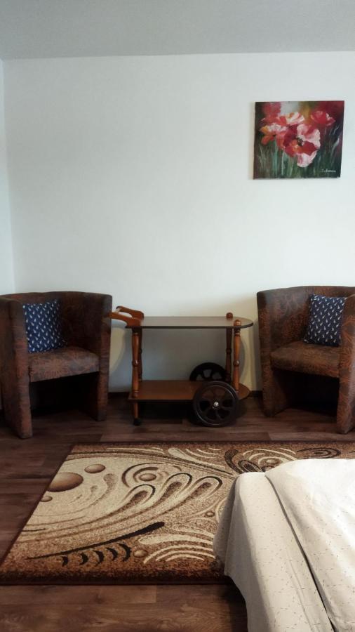 Lucky Cat Hotell Nová Lesná Exteriör bild